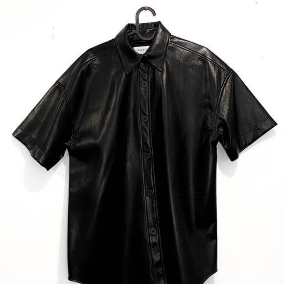 Aritzia Babaton Vegan Leather Short-sleeve Button Up - Picture 1 of 1